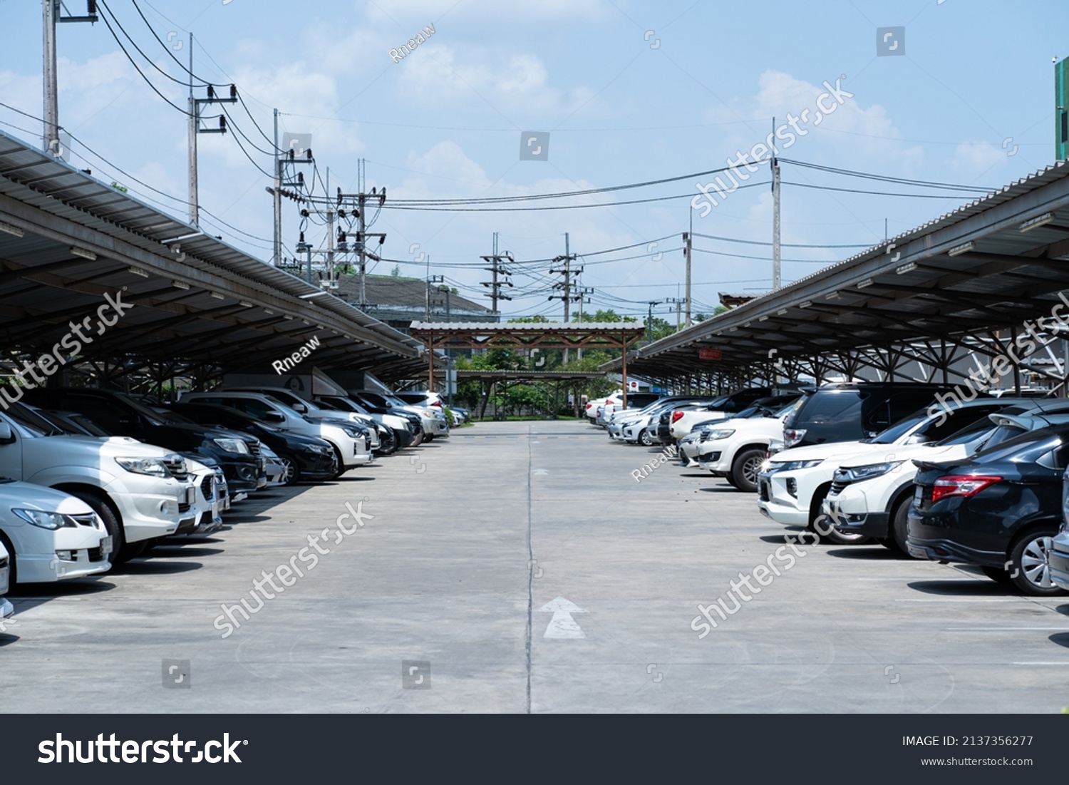 sena shopping complex car parking area