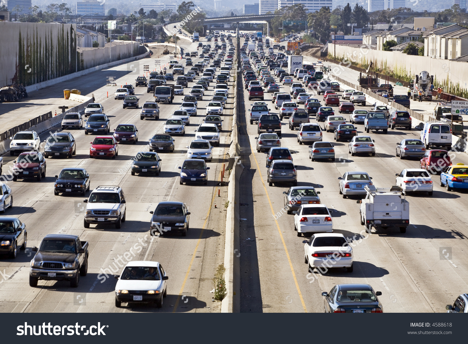 Directions During Rush Hour Cars Trucks Choke San Diego Freeway Stock Photo 4985017 | Shutterstock