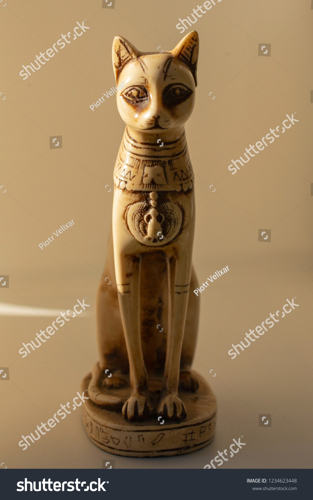 Cats Ancient Egypt Statuette Symbol Fertility Stock Photo Shutterstock