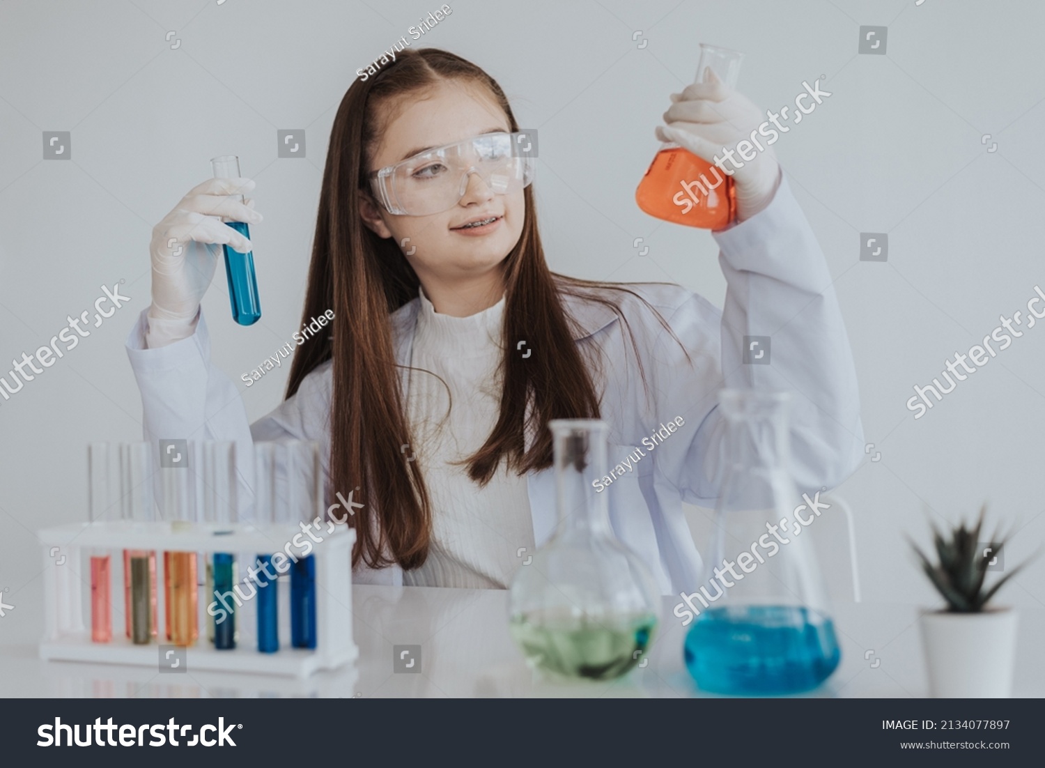 Caucasian Girl Student Learning Chemical Experiment Stock Photo ...