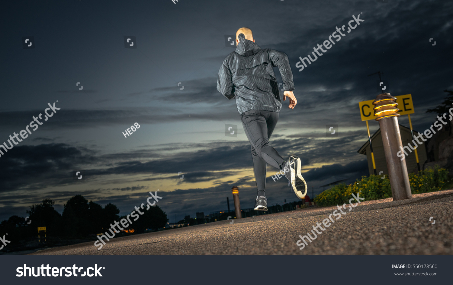 time in night jogger