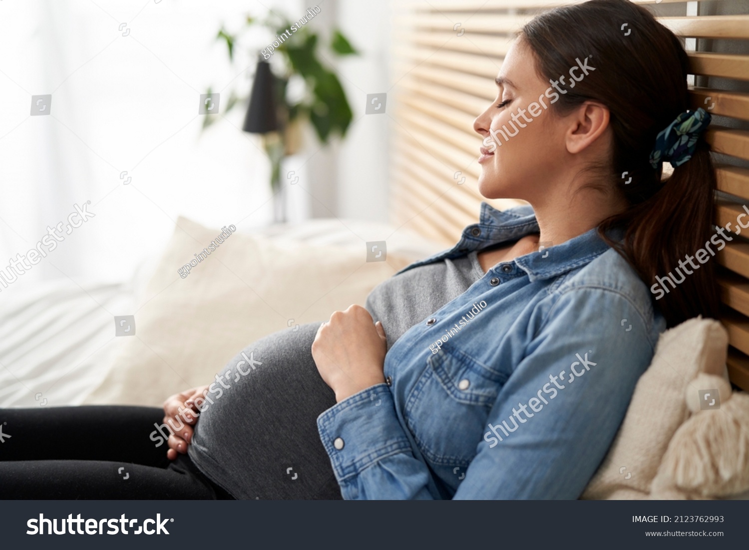 Caucasian Woman Advanced Pregnancy Eyes Closed Stock Photo 2123762993 ...