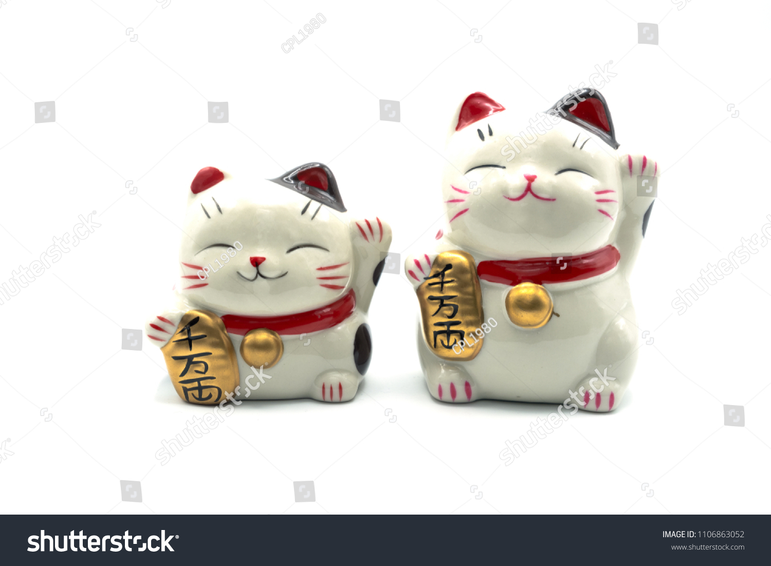 cat statue japan