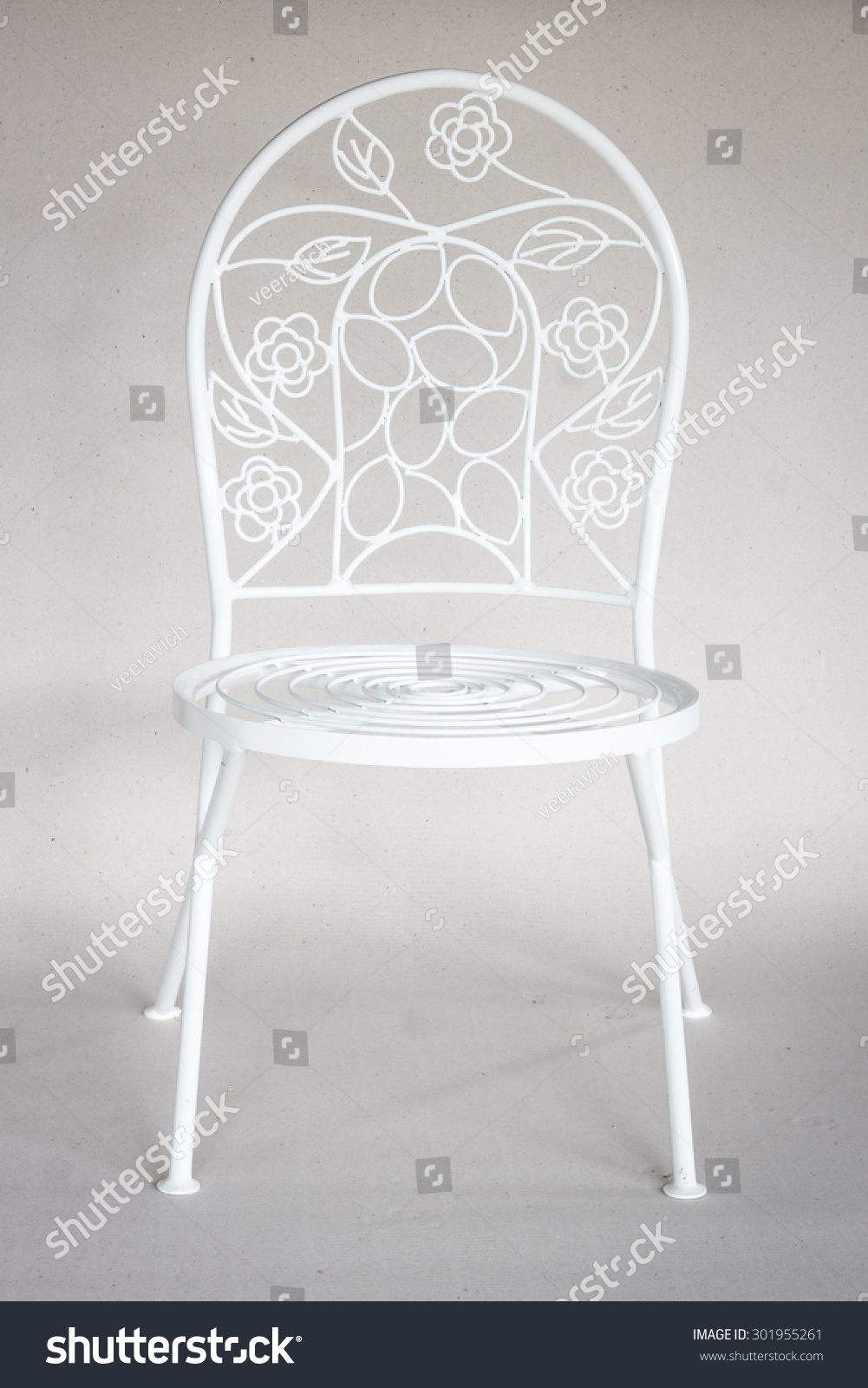 recycled paper chair