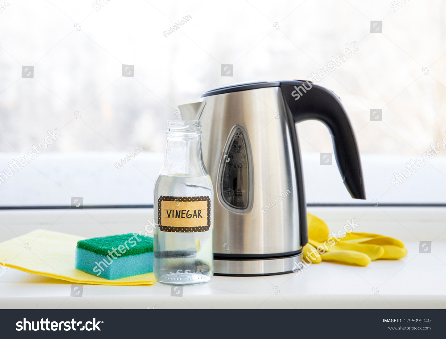 vinegar to clean electric kettle