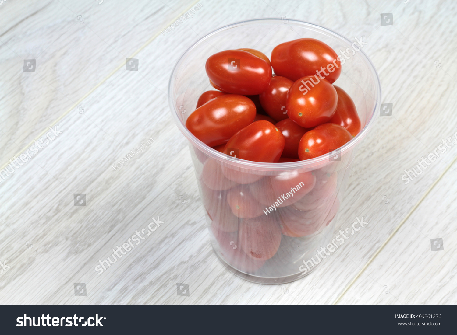 Download Cherry Plum Tomatoes Plastic Container Packed Stock Photo Edit Now 409861276 Yellowimages Mockups