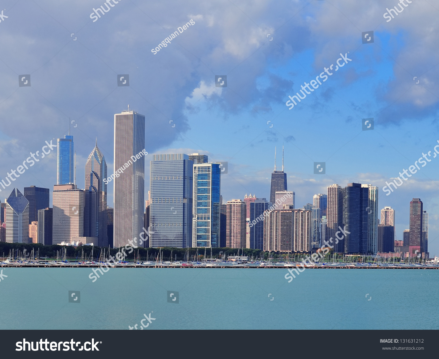 Chicago Skyline Panorama With Skyscrapers Over Lake Michigan With ...