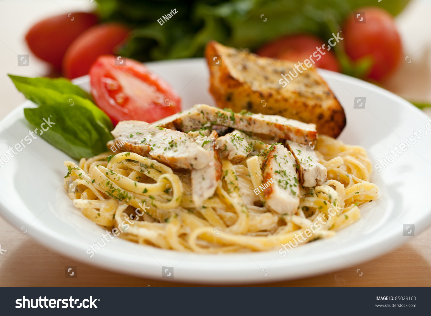 Chicken Alfredo Pasta Stock Photo 85029160 : Shutterstock
