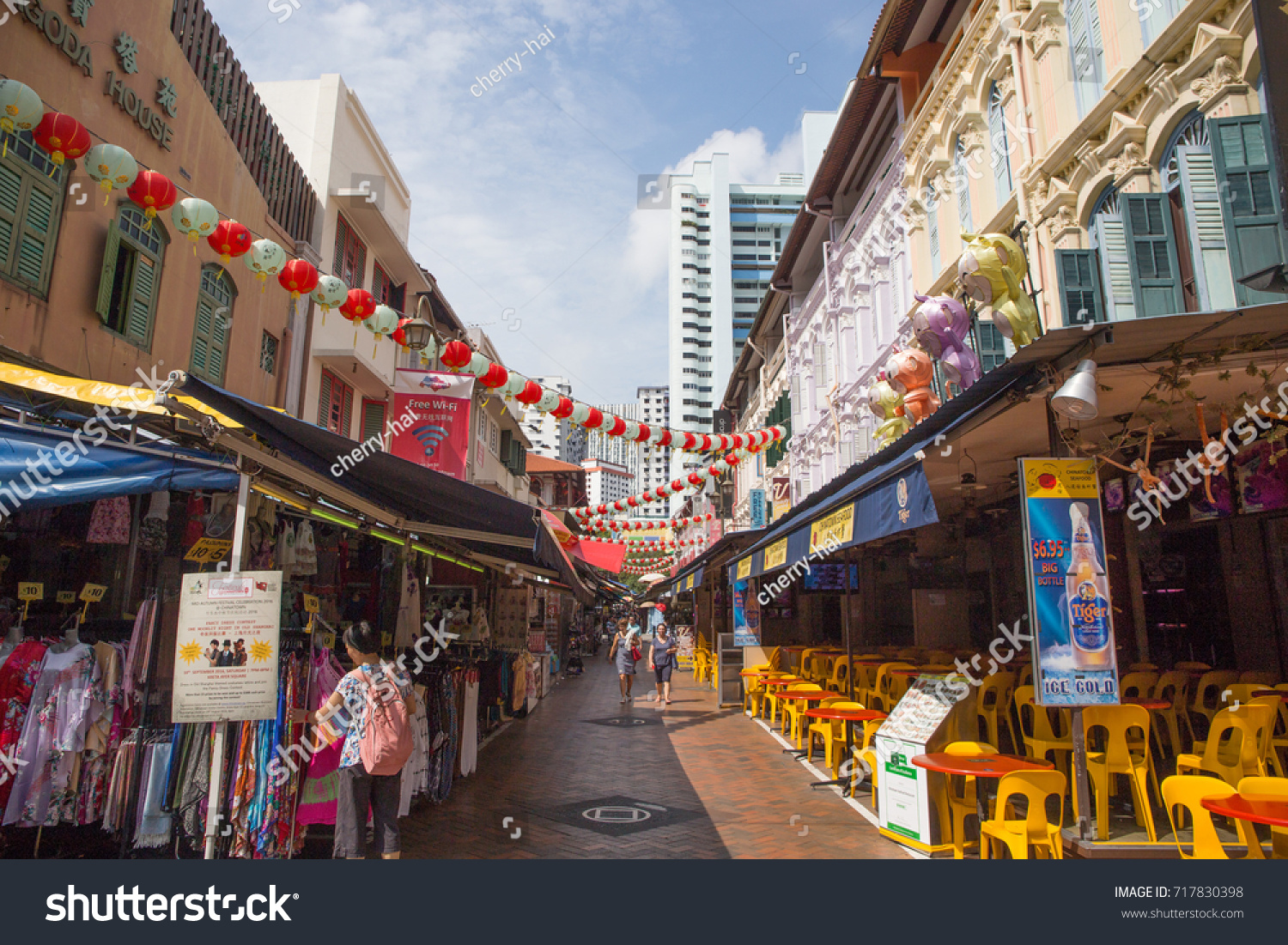 Chinatown Singapore September 2016 Street View Stock Photo Edit Now 717830398