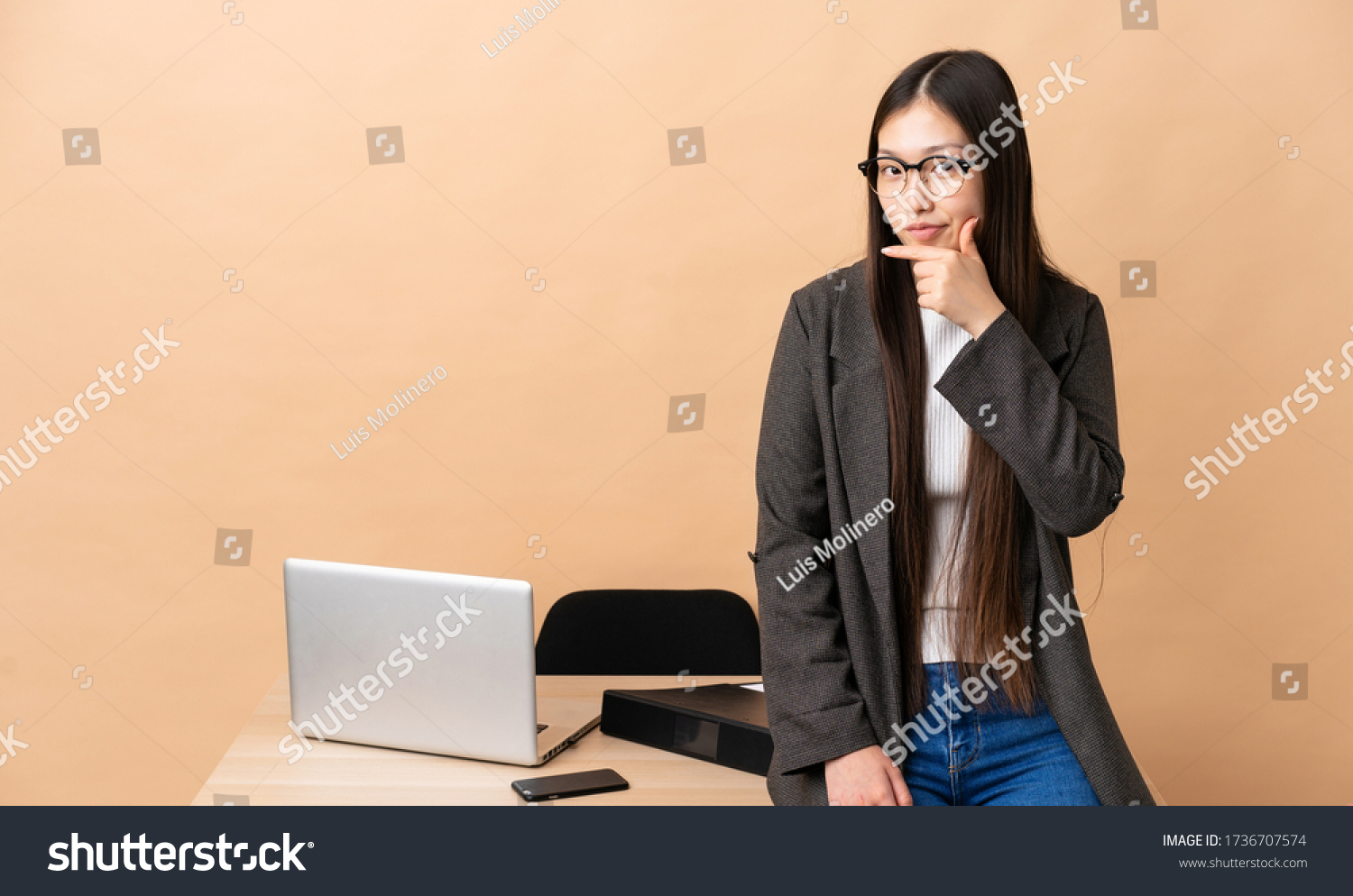 Chinese Business Woman Her Workplace Thinking Stock Photo 1736707574 ...