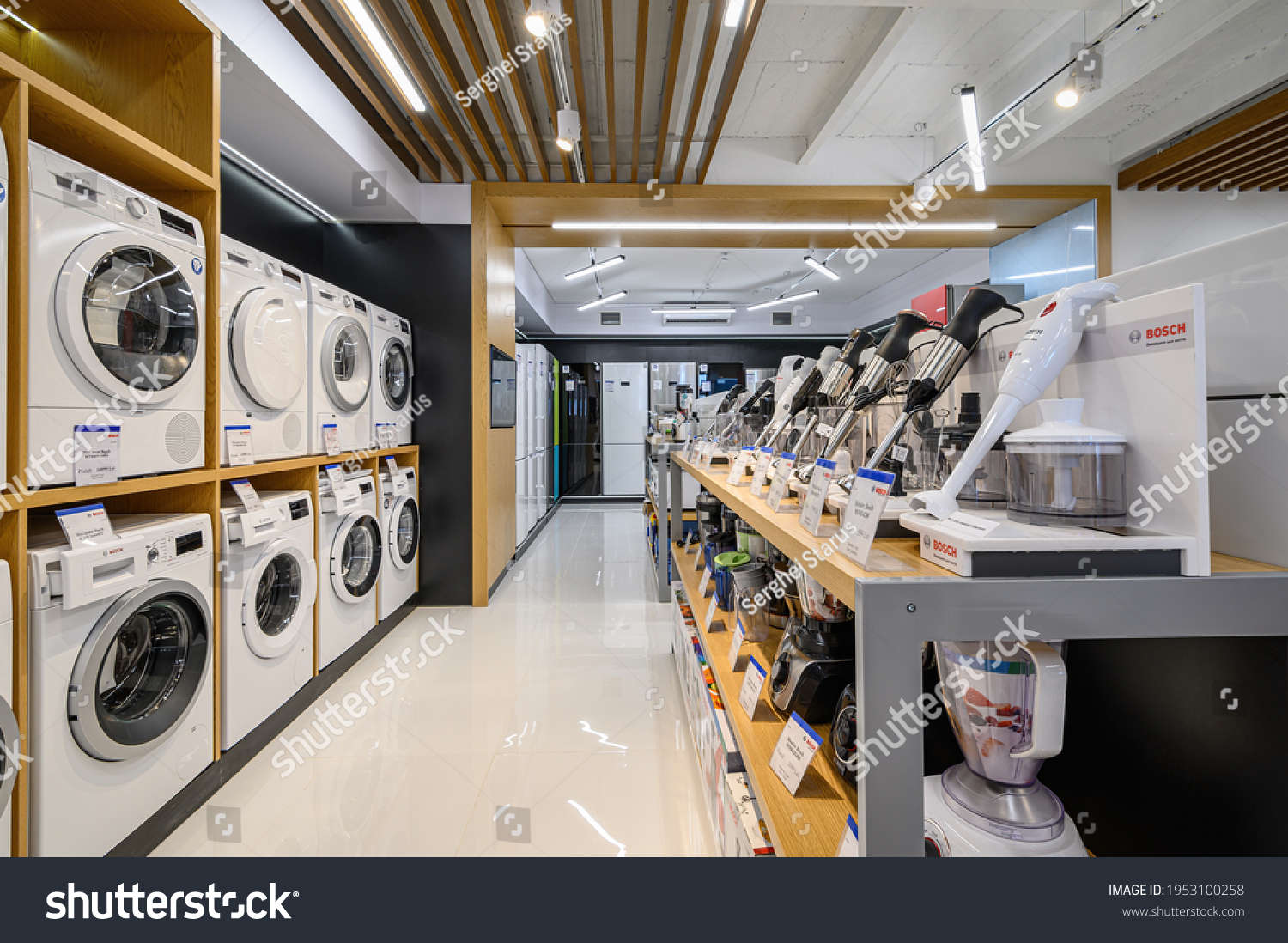 4,488 Home appliance mall Stock Photos, Images & Photography | Shutterstock