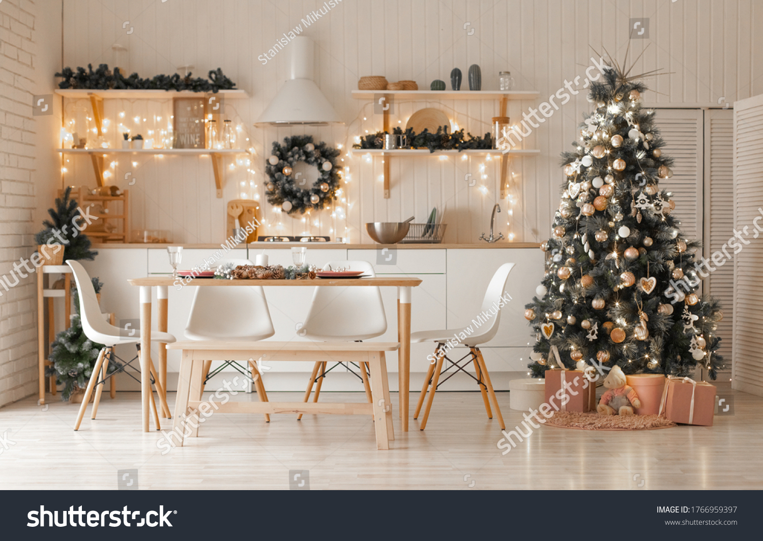 600,898 Christmas interiors Images, Stock Photos & Vectors | Shutterstock