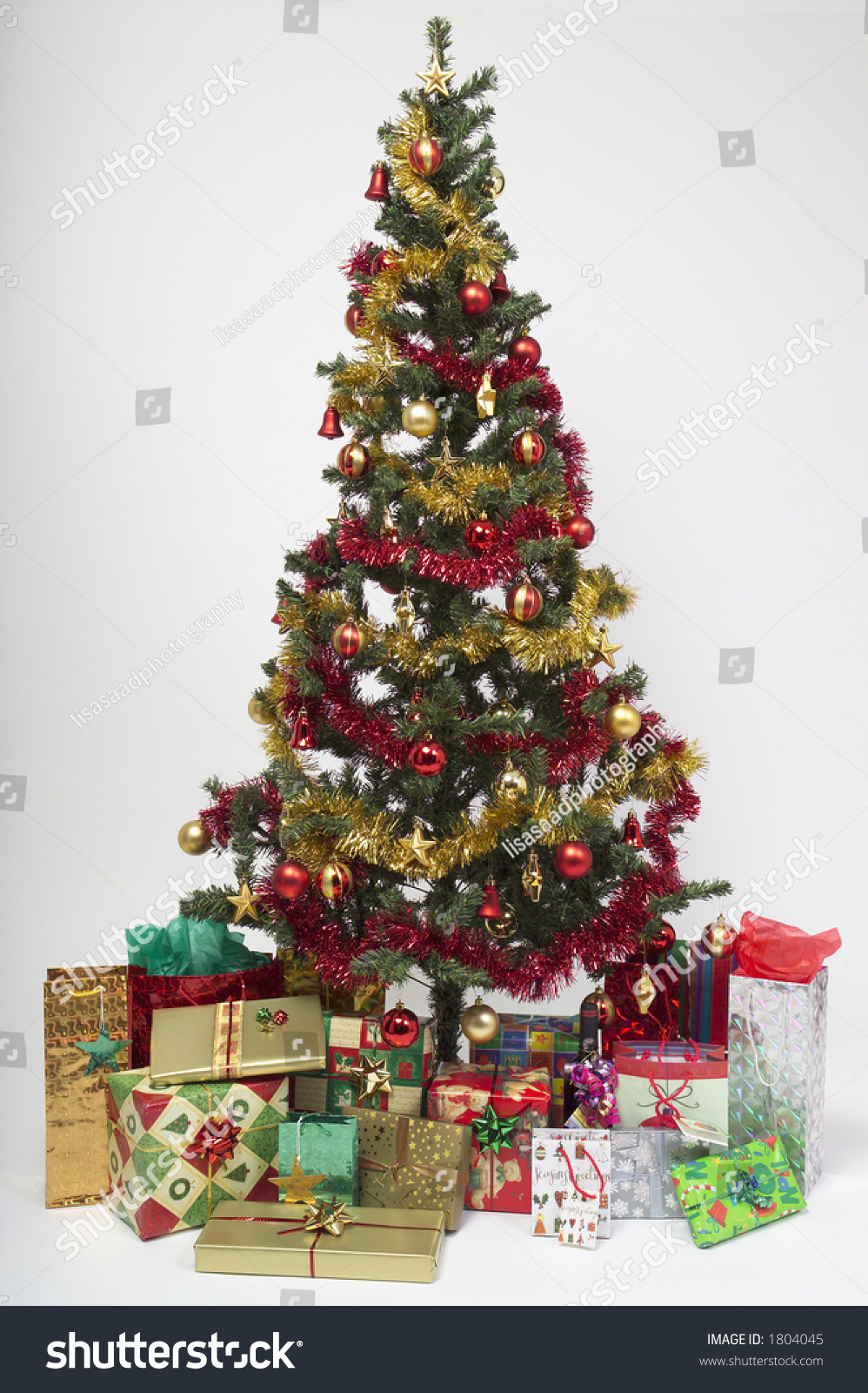 Christmas Tree Stock Photo 1804045 : Shutterstock