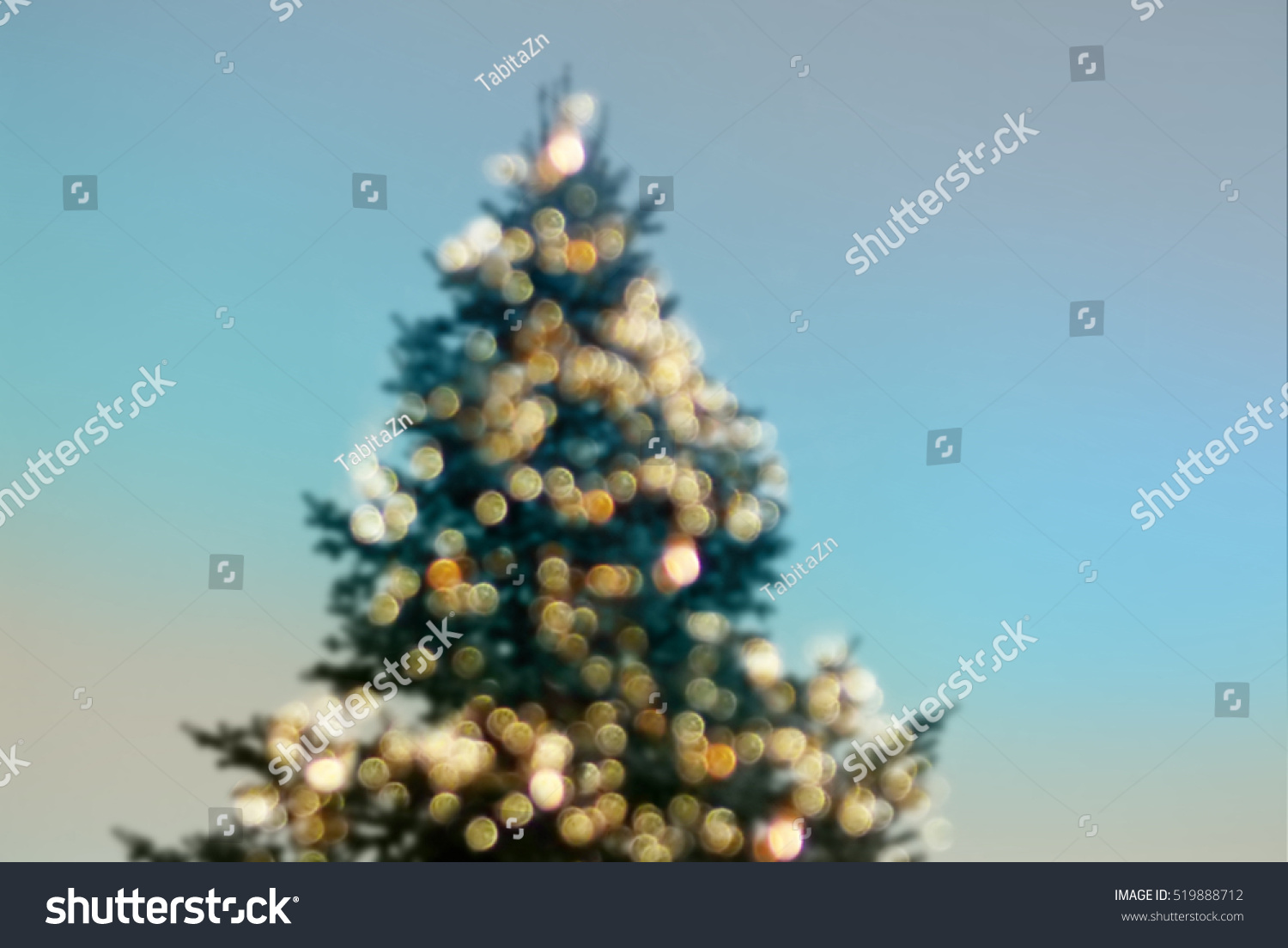 Christmas Tree With Golden Bokeh Lights. Festive Modern Blurred ...