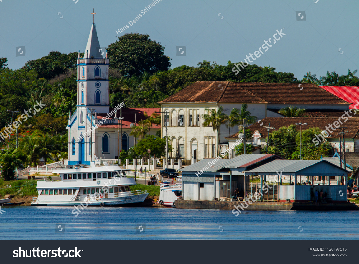 Santa Isabel do Rio Negro Amazonas fonte: image.shutterstock.com