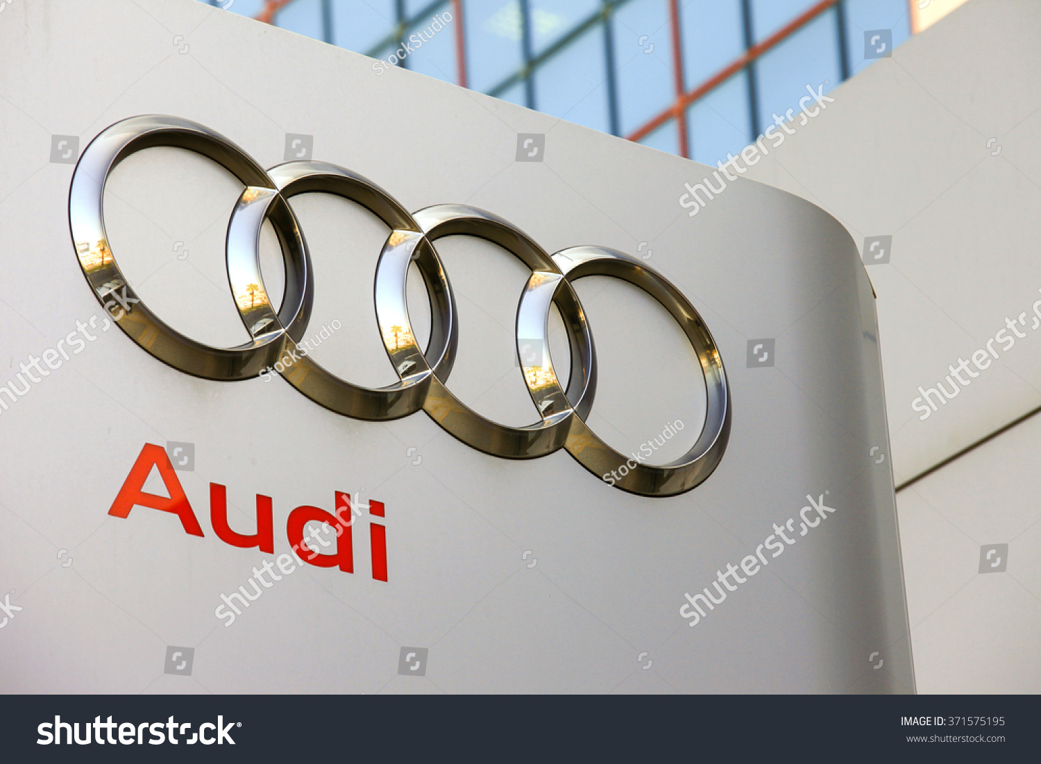 Audi Sign Images, Stock Photos & Vectors 