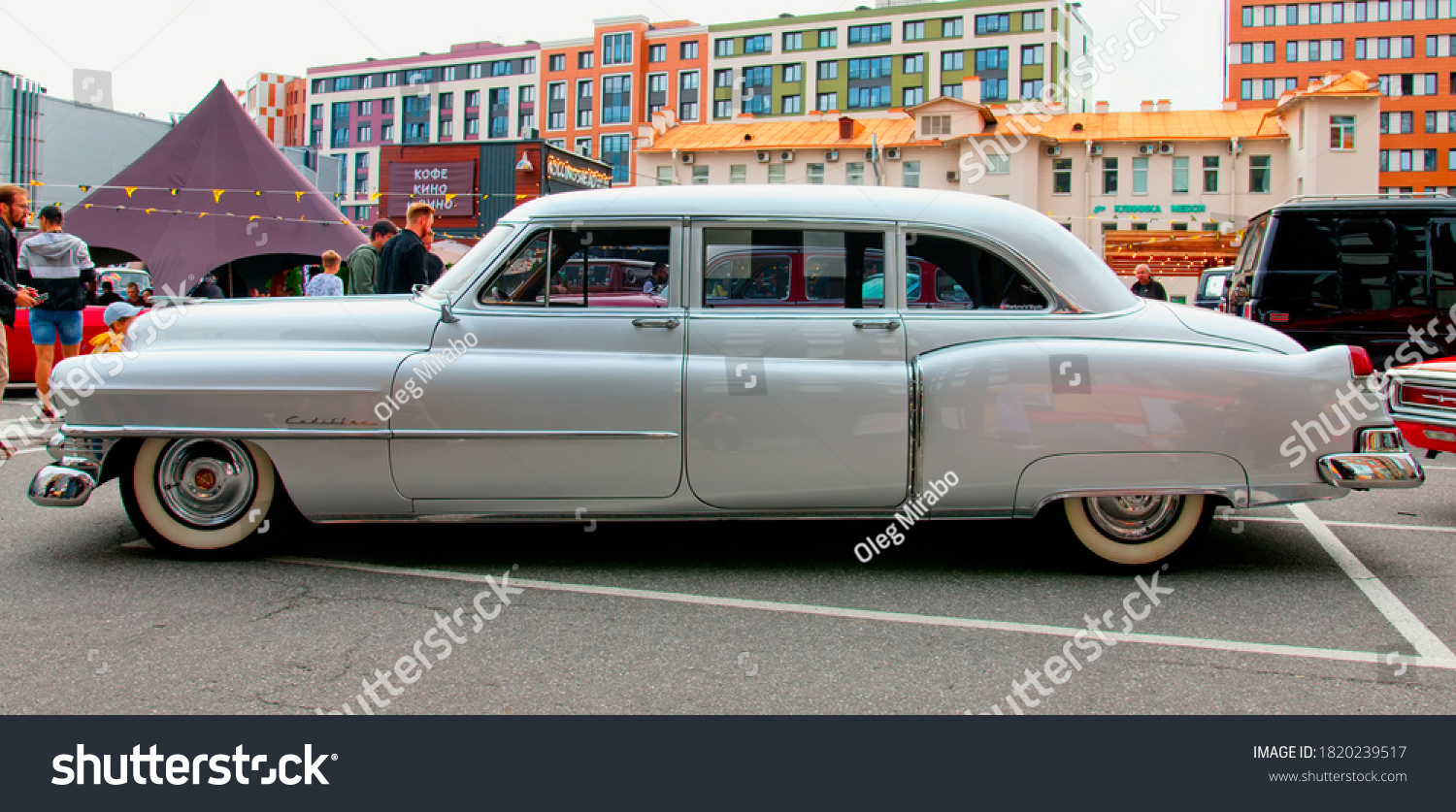 limousine car old model