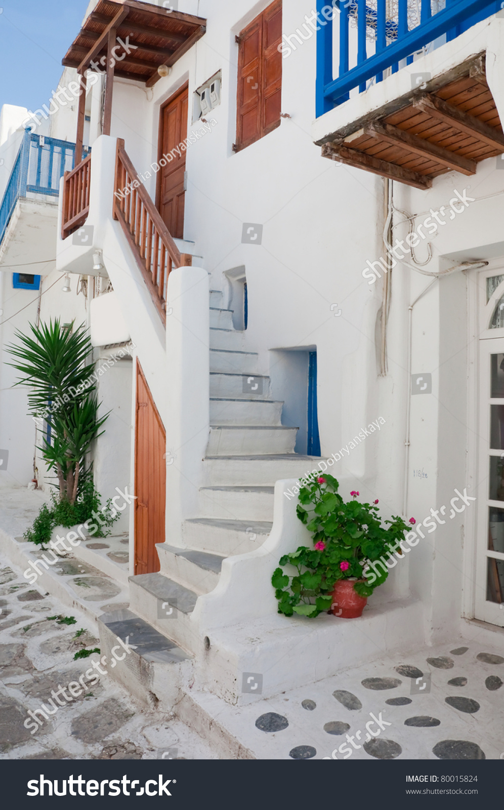 Classical Greek Architecture Of The Streets - Stairs, Balconies ...