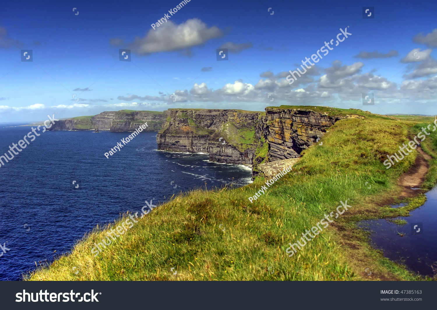 Cliffs Of Moher - Highest Cliffs In Europe Stock Photo 47385163 ...