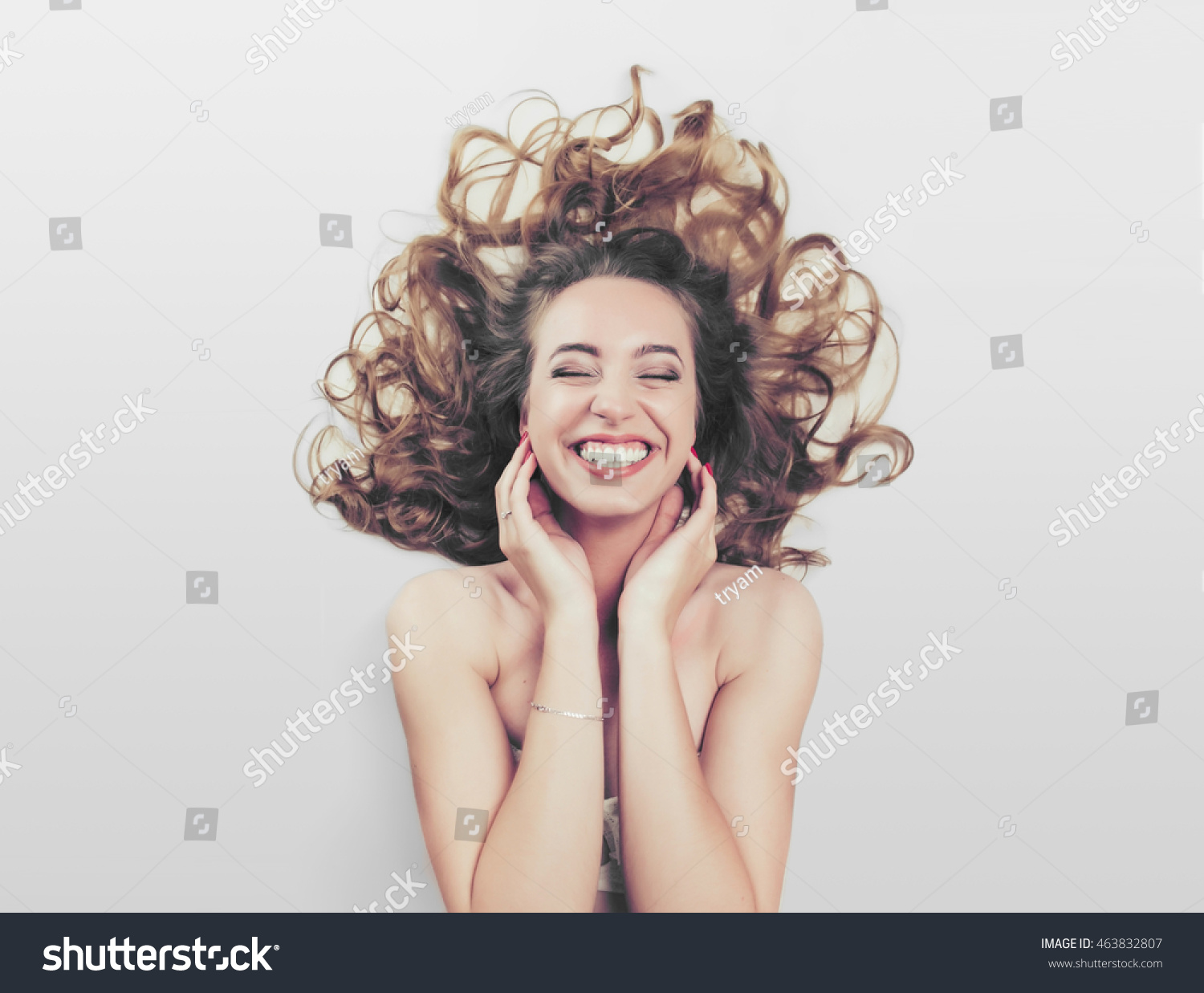 Lay down head Images, Stock Photos & Vectors | Shutterstock