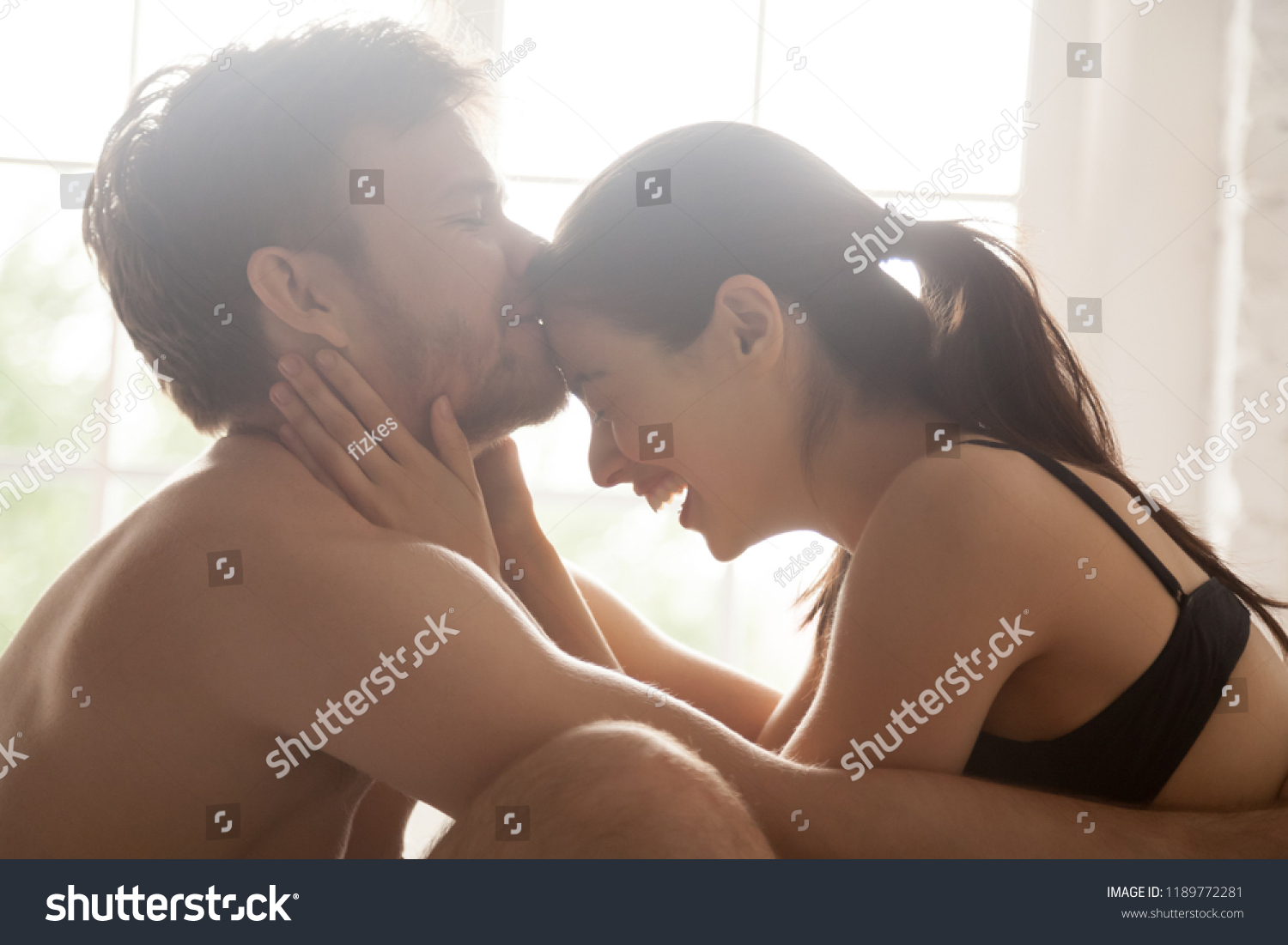 Funny naked couple having sex image - Naked photo