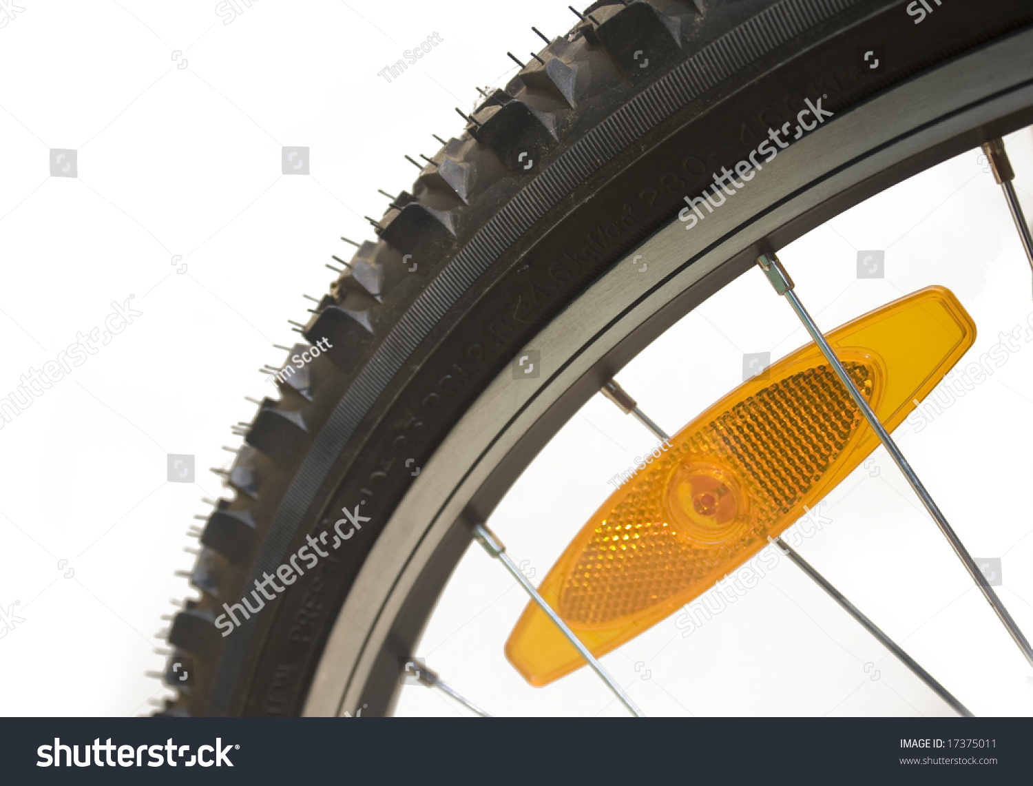 bicycle tyre reflector