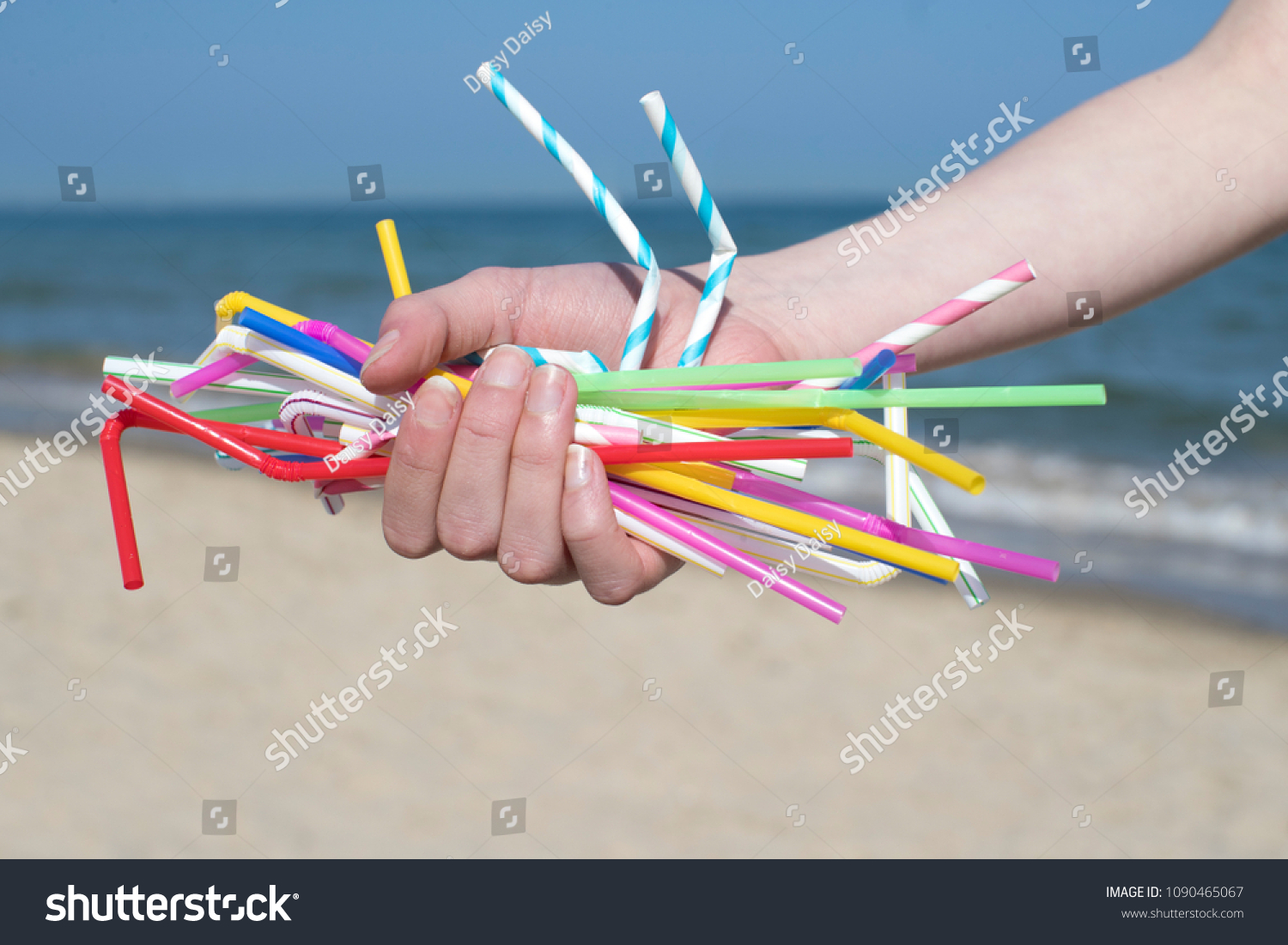 18,742 Straw pollution Images, Stock Photos & Vectors | Shutterstock