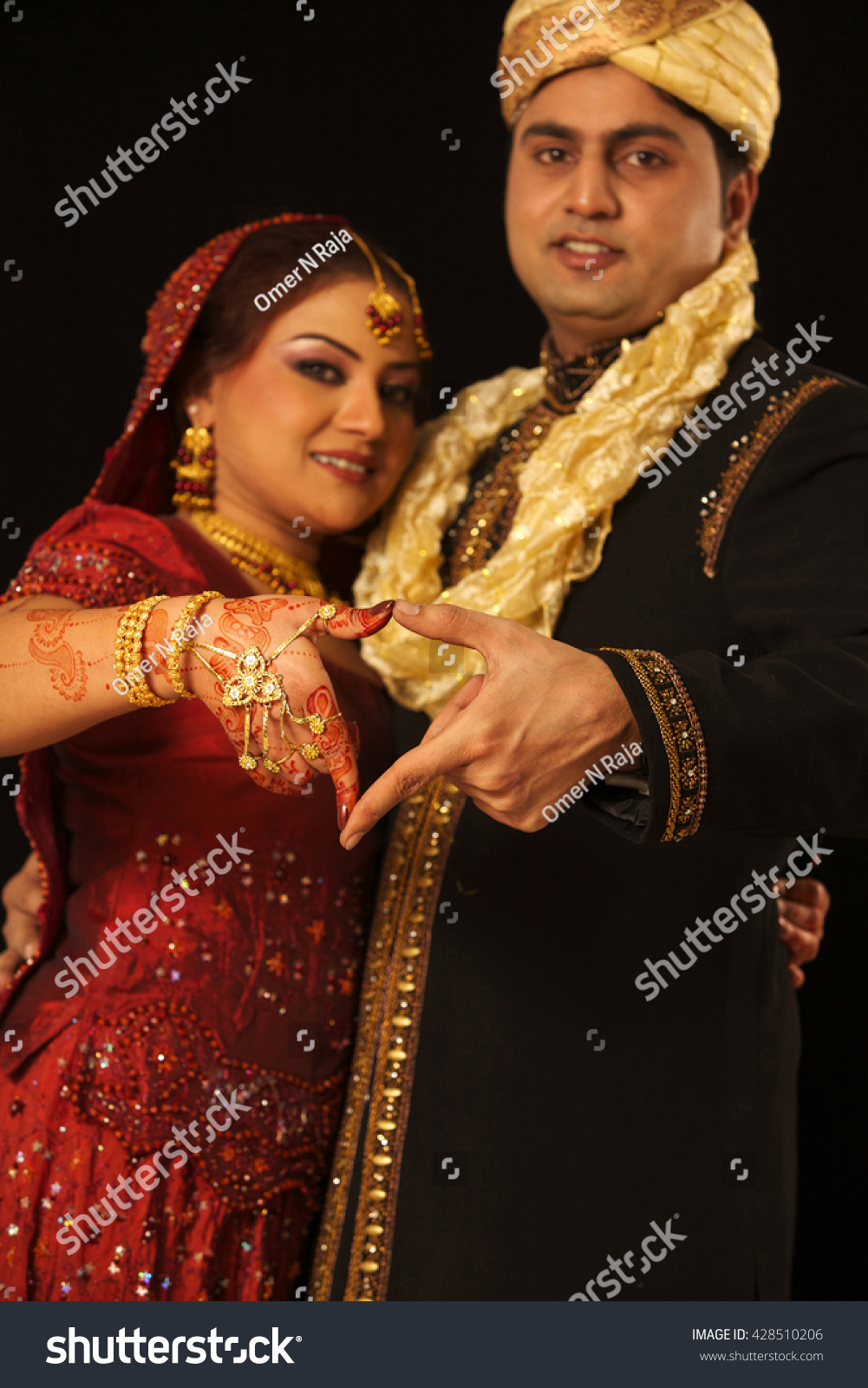 Close Indian Couples Hands Wedding Stock Photo Edit Now 428510206