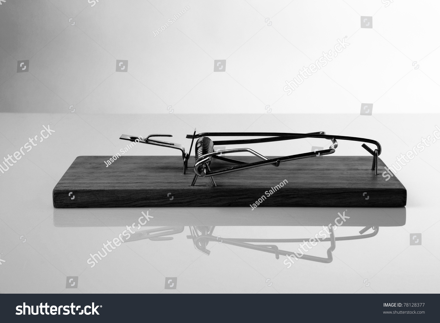 Close Mouse Trap On Plain White Stock Photo 78128377 - Shutterstock