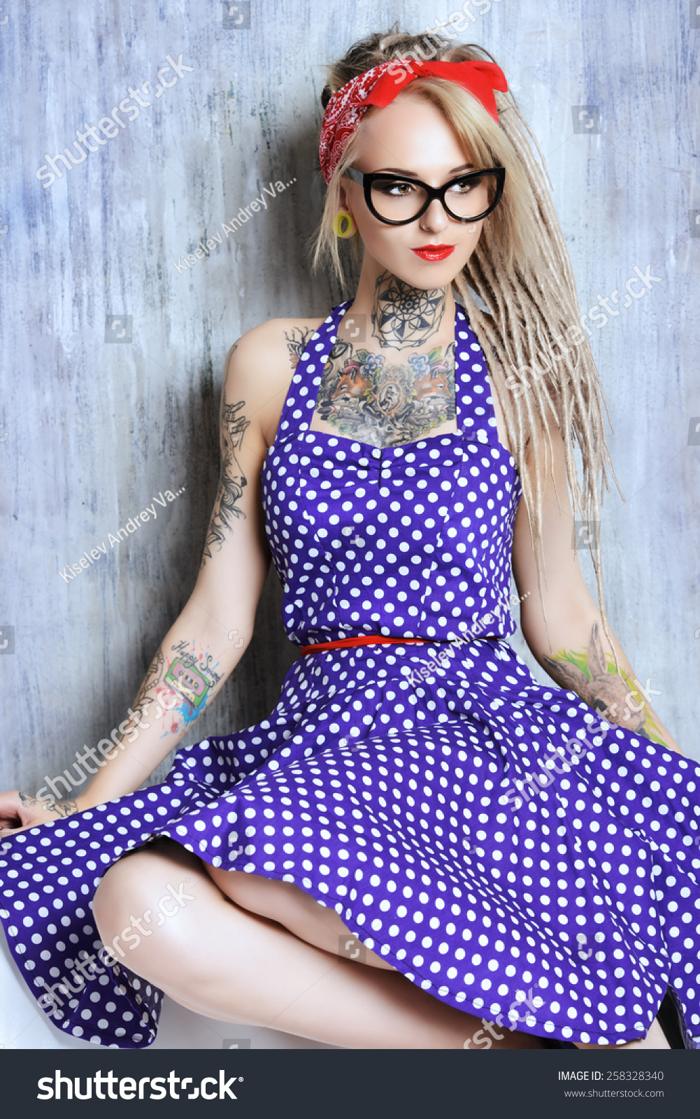 old fashioned polka dot dress