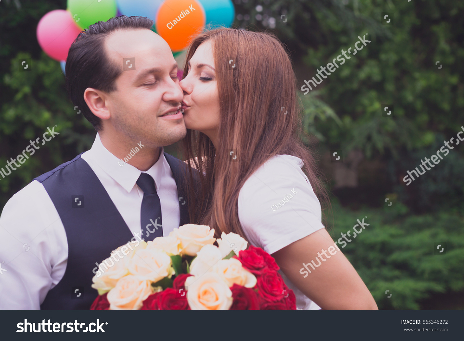Kissing dating games online