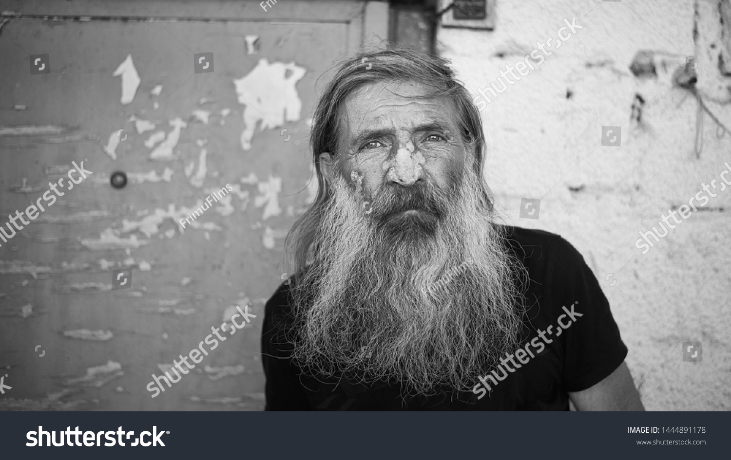 Closeup Shot Old Homeless Man Face Stock Photo 1444891178 | Shutterstock