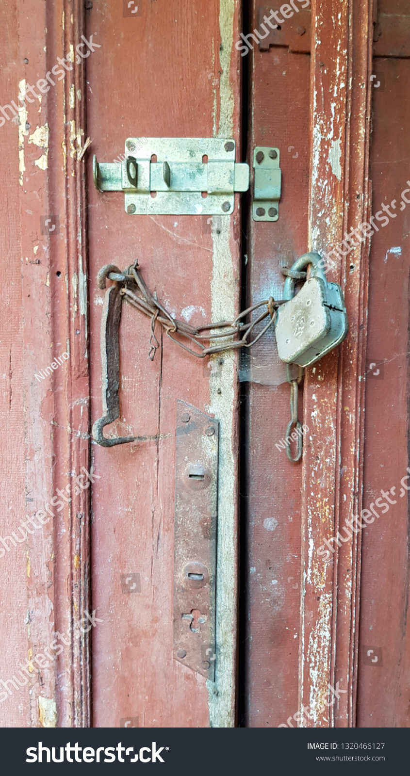 hook for padlock