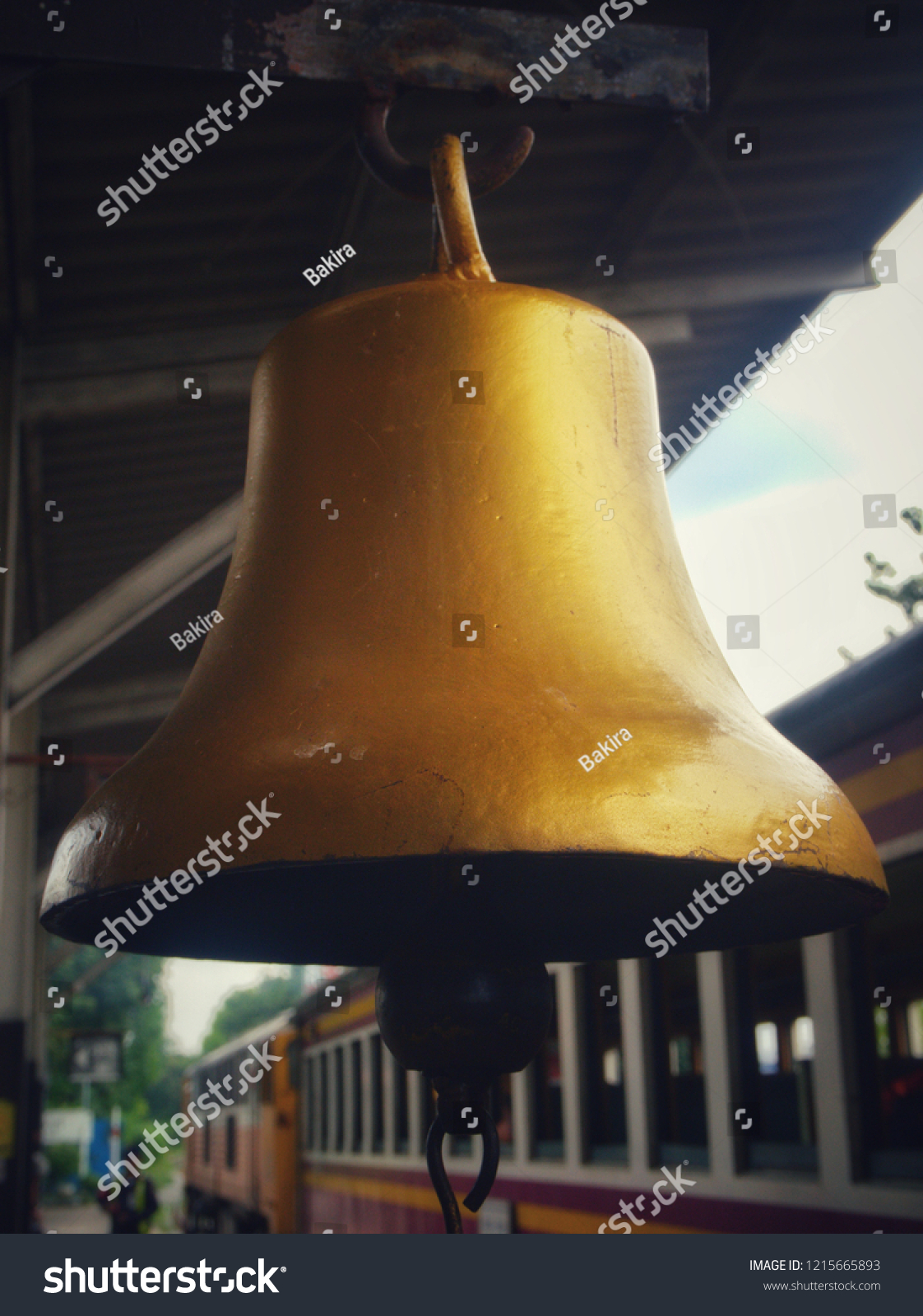 train bell sound