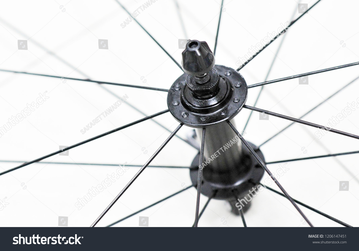 bike wheel hub