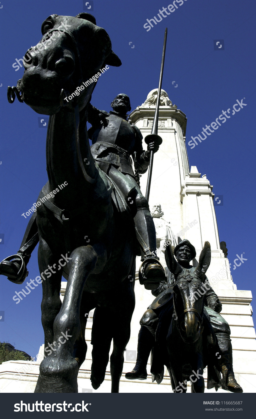 Closeup Statue Don Quixote Sancho Panza Stock Photo (Edit Now) 116665687