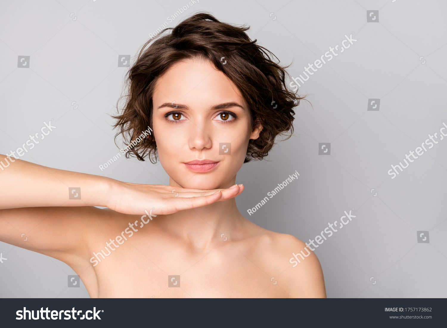 11491992 Imágenes De Rostros De Mujer Imágenes Fotos Y Vectores De Stock Shutterstock 1025