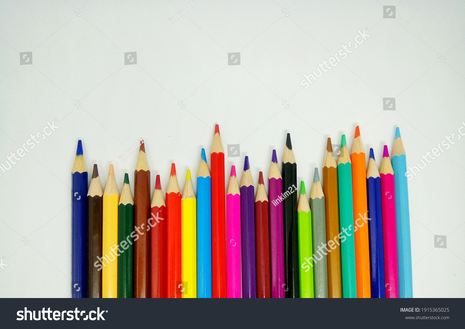 1,319,180 Coloring pencils Images, Stock Photos & Vectors | Shutterstock