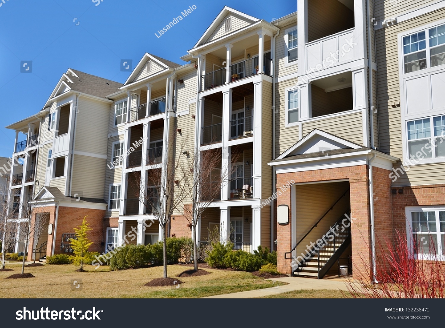 Condominium Garden Style Complex Maryland Usa Stock Photo Edit