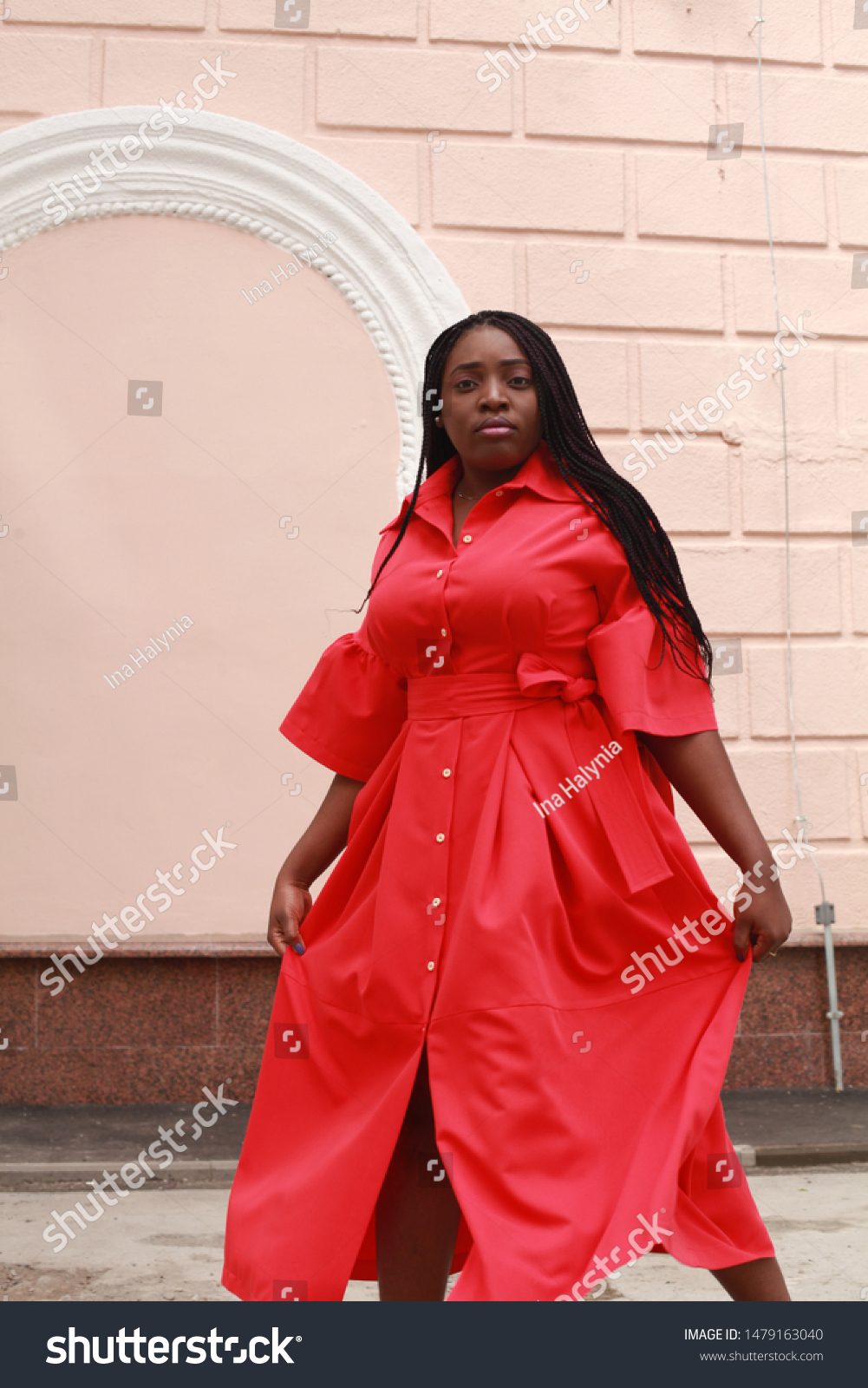 trendy red outfit