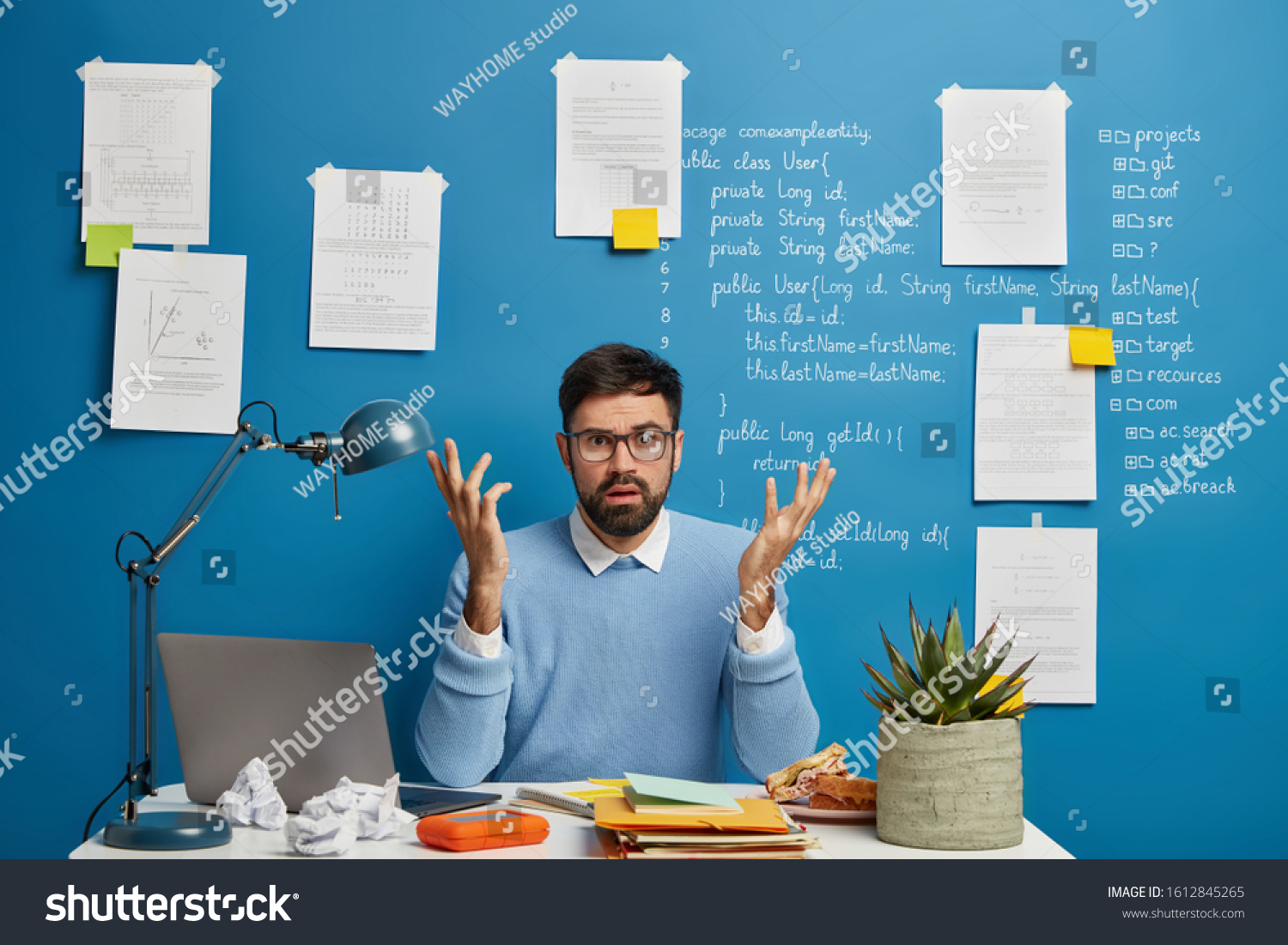 6,081 Confused developer Images, Stock Photos & Vectors | Shutterstock