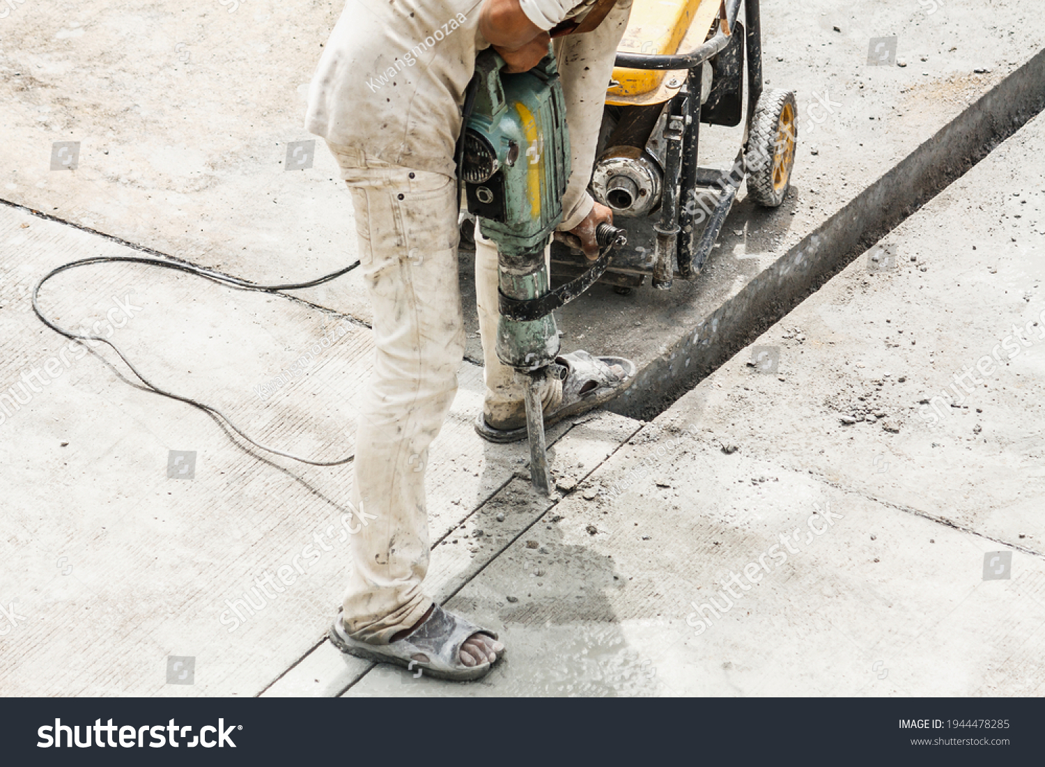 Construction Worker Using Jackhammer Drilling Concrete Stock Photo ...