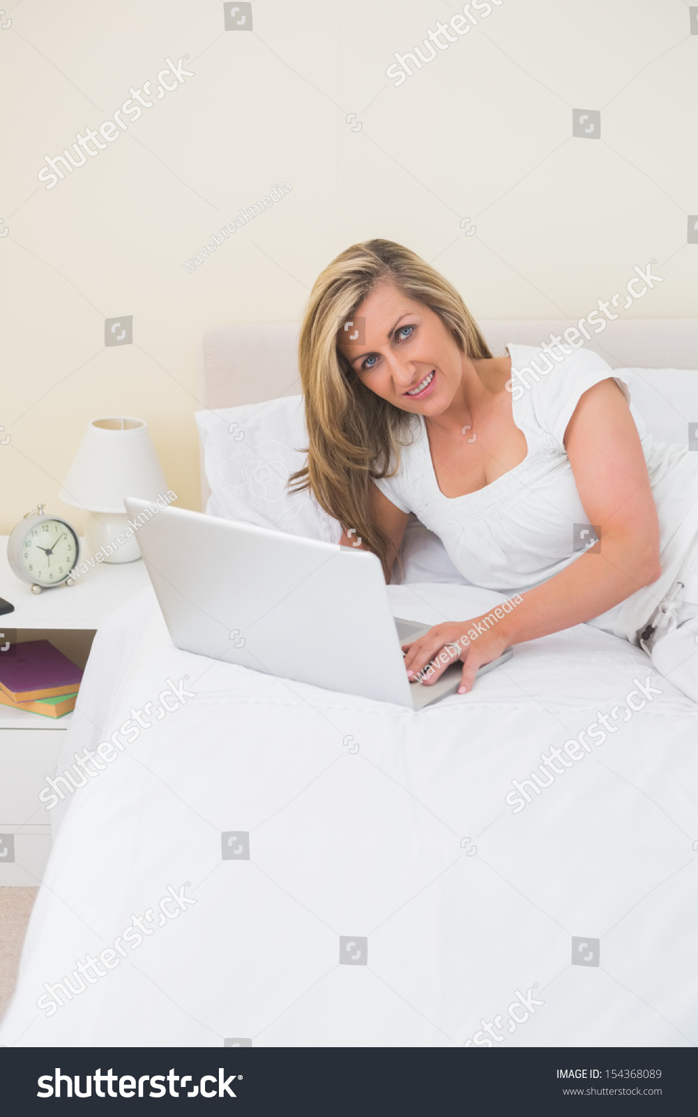 bed blonde in mature Sex tips from mom
