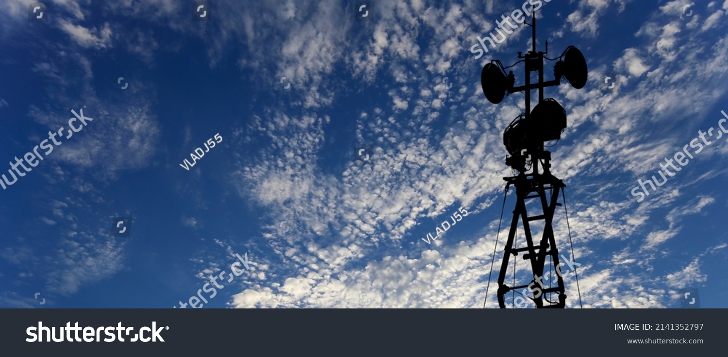 Contour Small Military Radar Station On Stock Photo 2141352797 ...