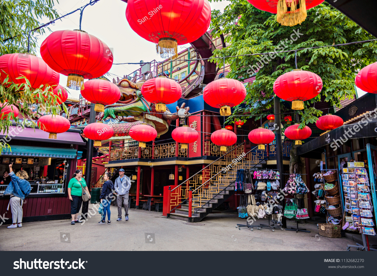 shops that sell chinese lanterns