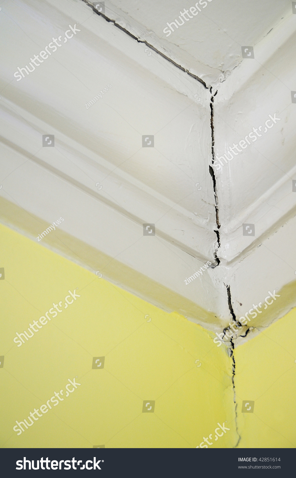 Crack Ceiling Wall Joint Home Stock Photo Edit Now 42851614