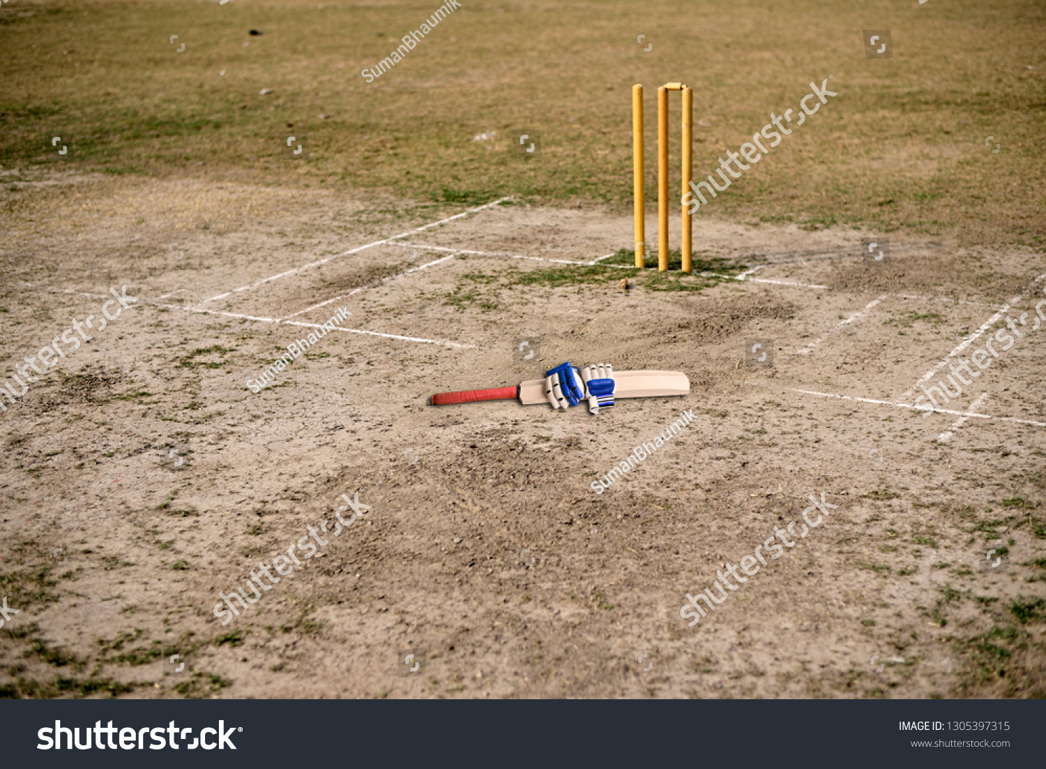 Cricket Tea Break Time On Empty Stock Photo 1305397315 | Shutterstock