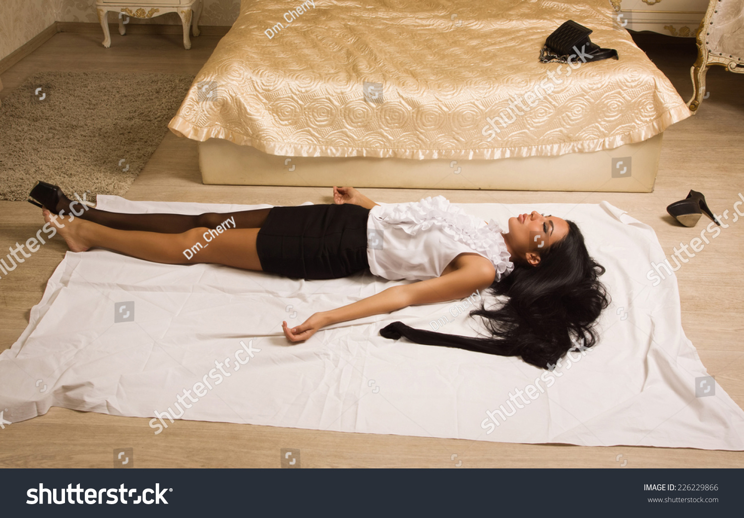 Crime Scene Simulation Strangled Victim Luxury Foto Stok 226229866 Shutterstock 0040