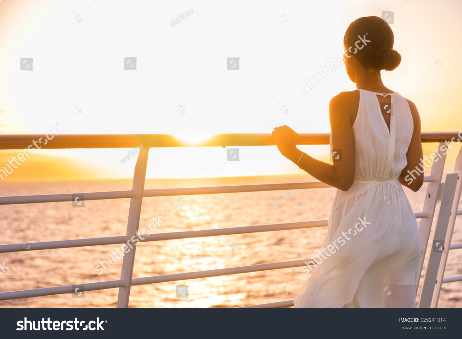 white dress for a cruise