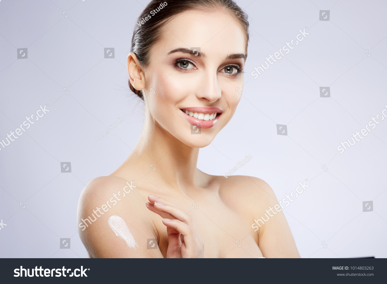 Nude cute teenagers